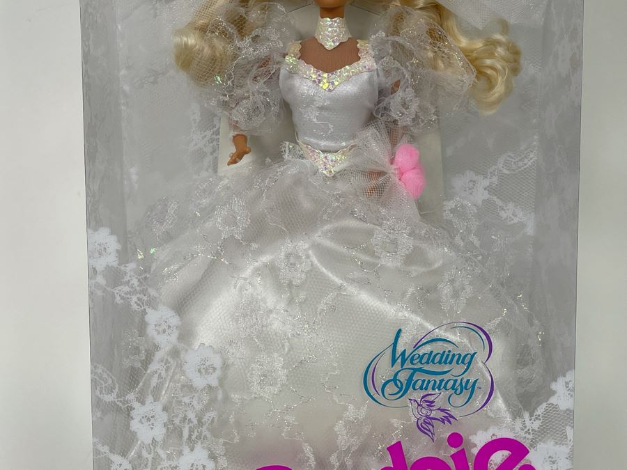 Wedding Fantasy Barbie New In Box Doll Mattel 1989 [Photo 3]