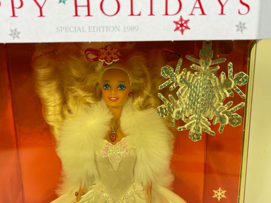 Special Edition Happy Holidays Barbie New In Box Doll Mattel 1989 [Photo 2]