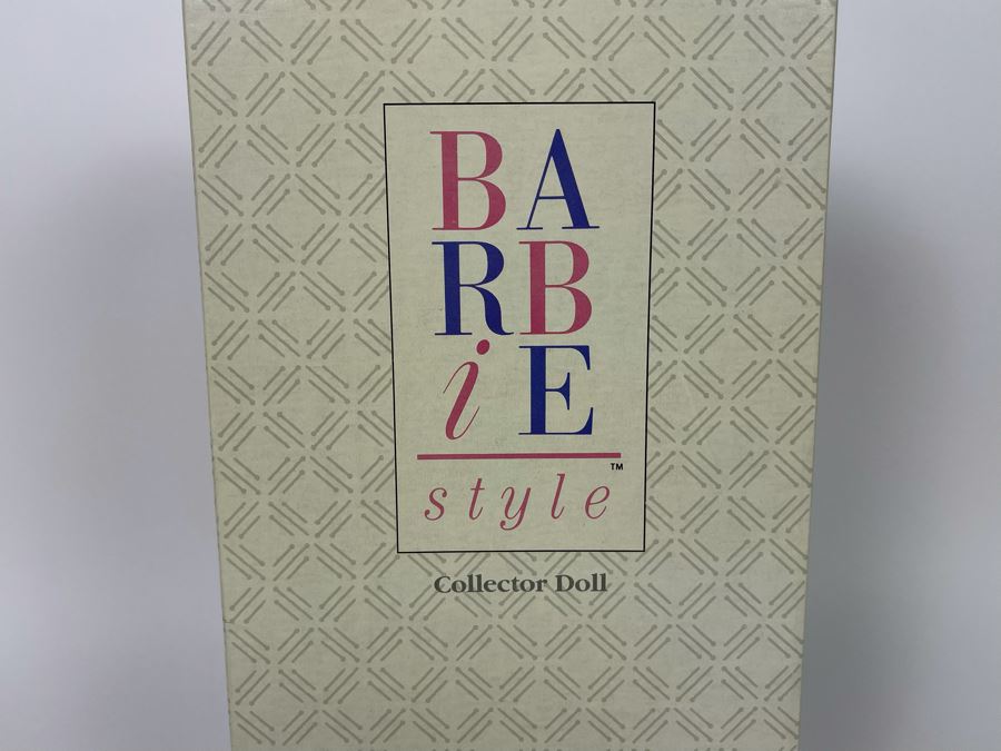 Special Limited Edition Barbie Style Collector Doll New In Box Mattel 1990 [Photo 3]