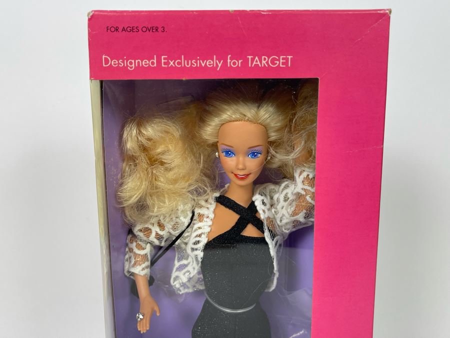 Party Pretty Barbie Doll New In Box Mattel 1990 [Photo 2]