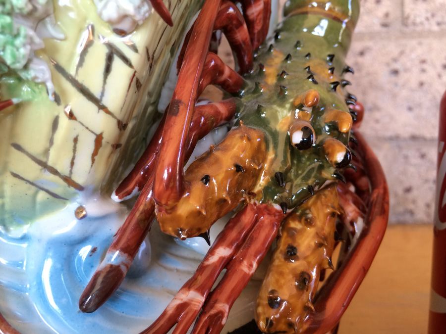 Large Unique Pottery with Multiple Lobsters [Photo 4]