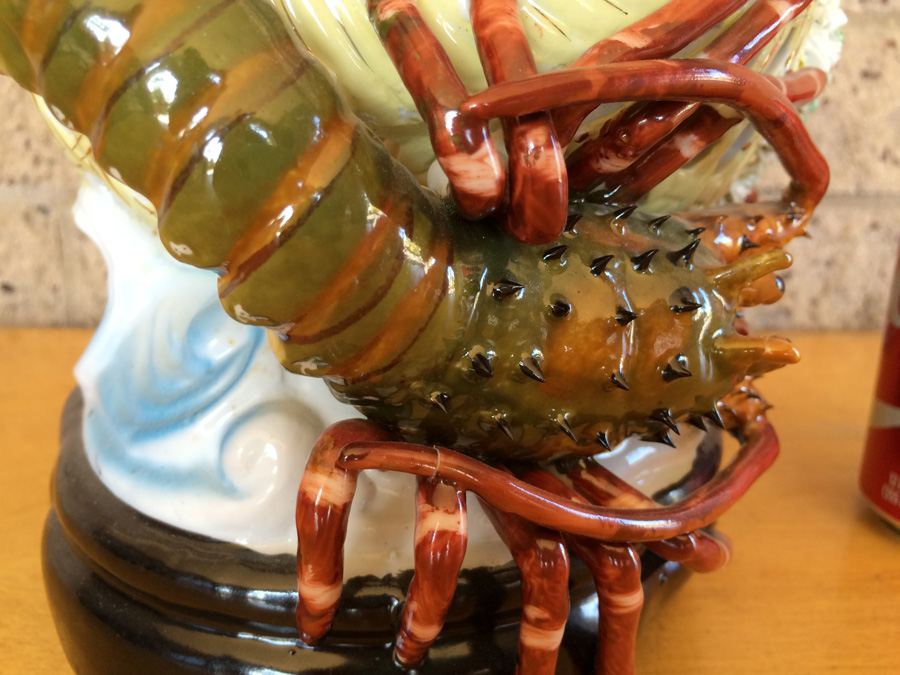 Large Unique Pottery with Multiple Lobsters [Photo 9]