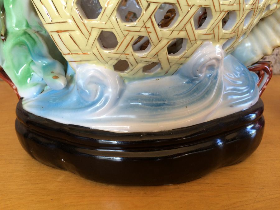 Large Unique Pottery with Multiple Lobsters [Photo 13]