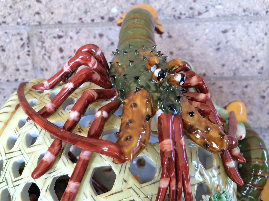 Large Unique Pottery with Multiple Lobsters [Photo 5]