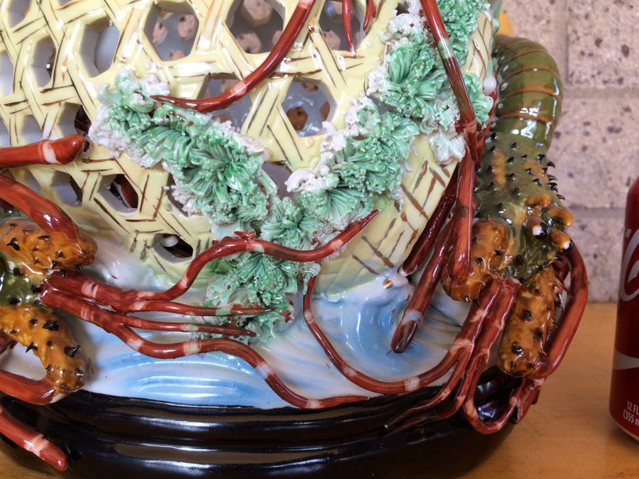 Large Unique Pottery with Multiple Lobsters [Photo 3]