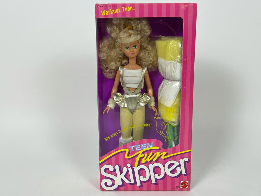 Teen Fun Skipper Workout Teen Barbie Doll New In Box Mattel 1987 [Photo 1]