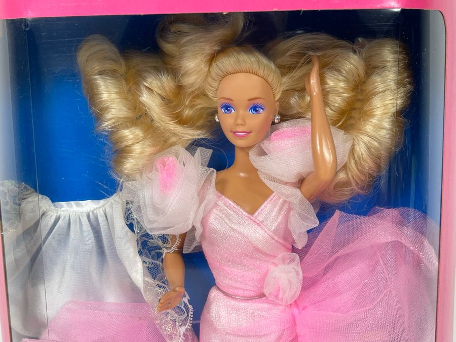 Sweet Roses Barbie Doll New In Box Mattel 1989
