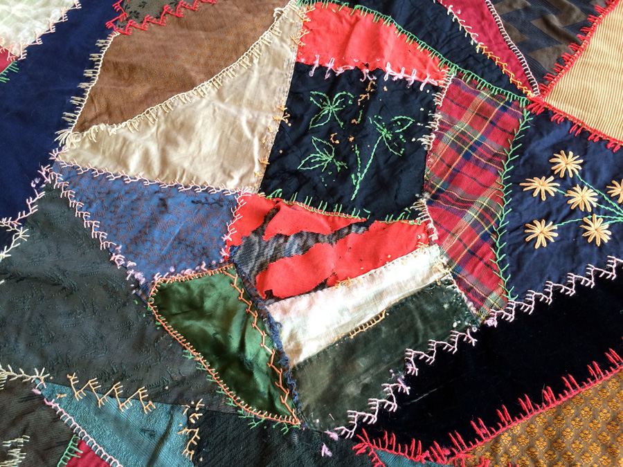 Crazy Quilt [Photo 16]