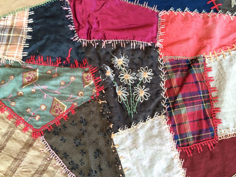 Crazy Quilt [Photo 17]