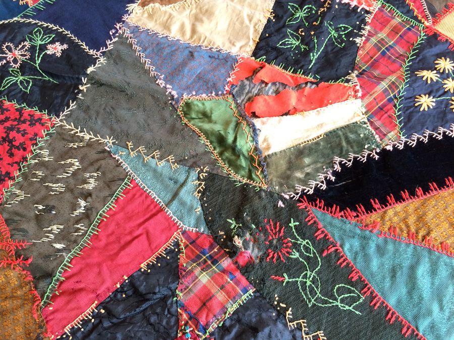 Crazy Quilt [Photo 7]