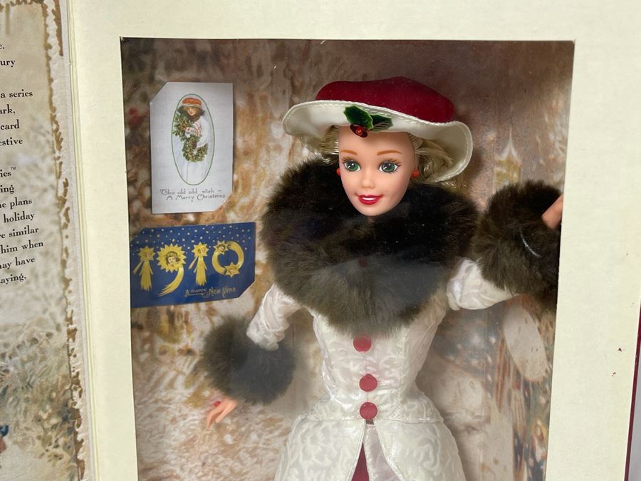 Hallmark Special Edition Holiday Memories Barbie New In Box Doll Mattel 1995 [Photo 5]