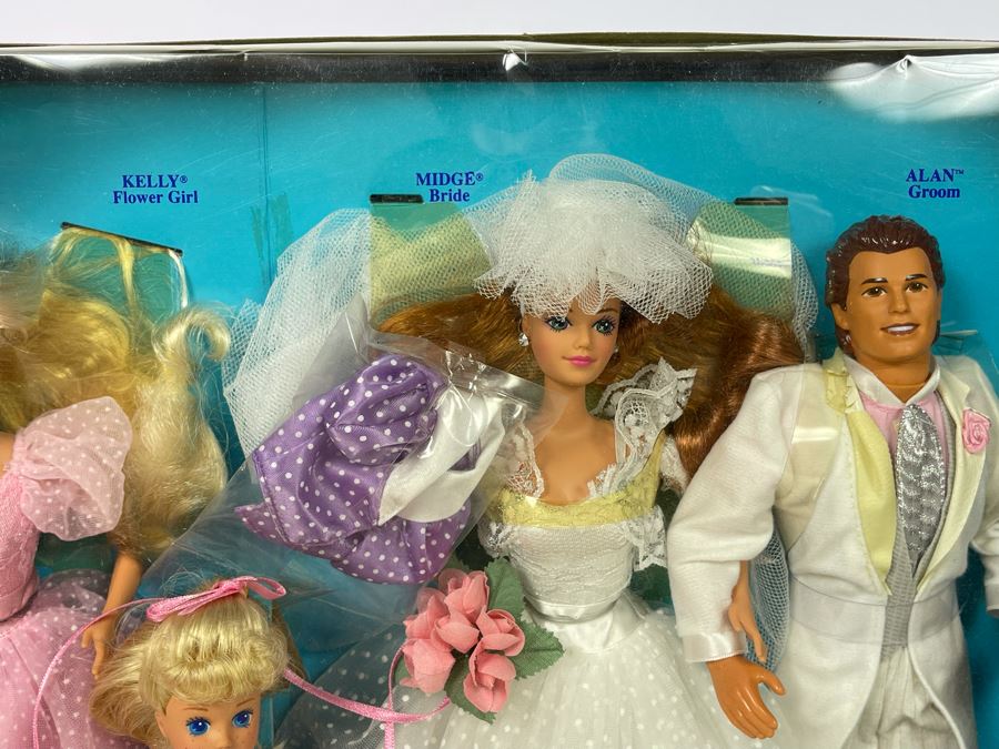 Wedding Party Midge Gift Set Barbie New In Box Doll Mattel