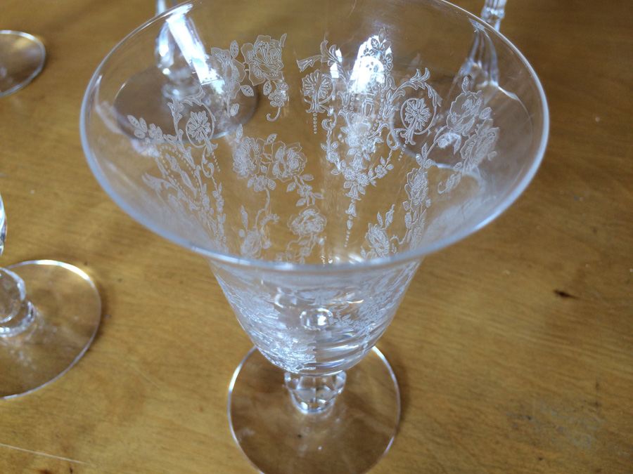 Depression Glass Stemware - 12 Glasses [Photo 6]