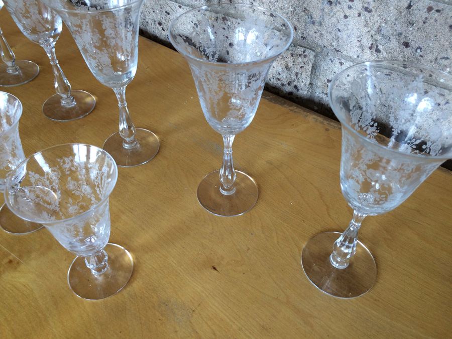Depression Glass Stemware - 12 Glasses [Photo 10]
