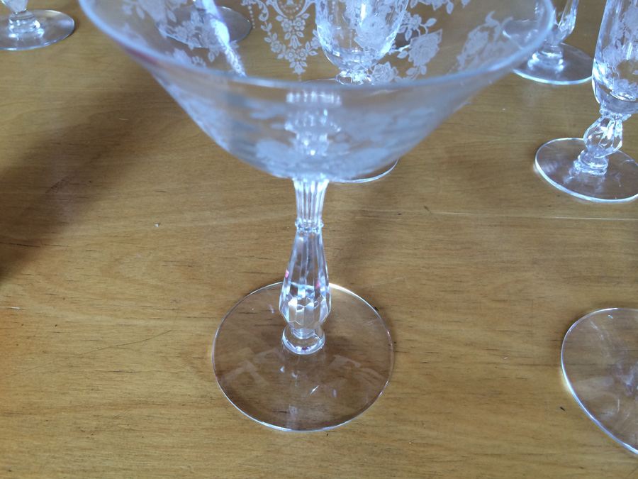 Depression Glass Stemware - 12 Glasses [Photo 4]