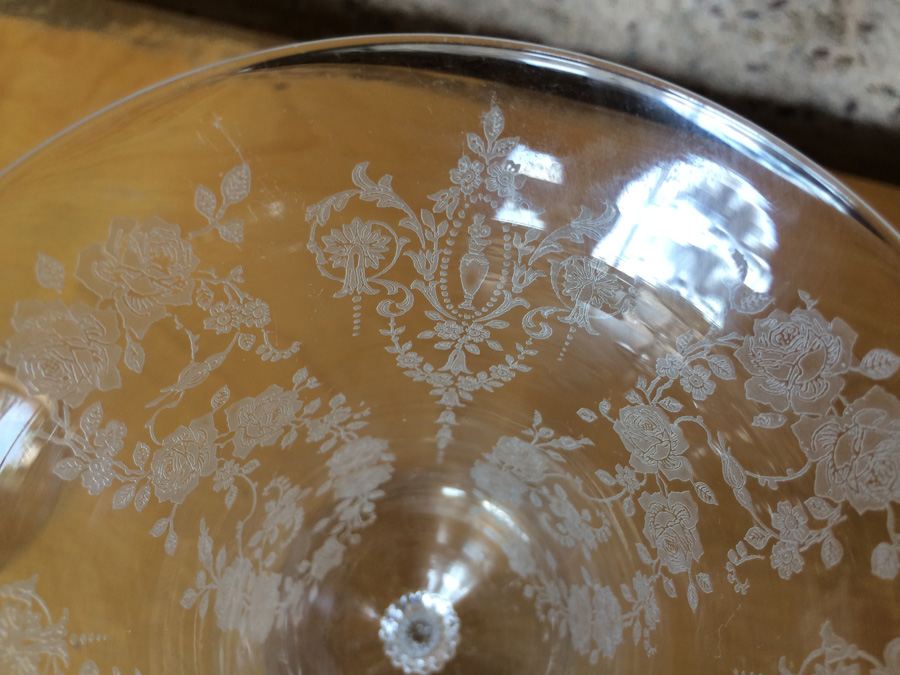 Depression Glass Stemware - 12 Glasses [Photo 8]