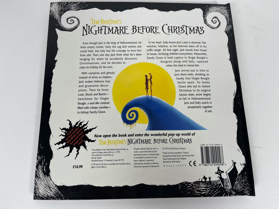 Tim Burton's The Nightmare Before Christmas Super Pop-Up Book [Photo 10]