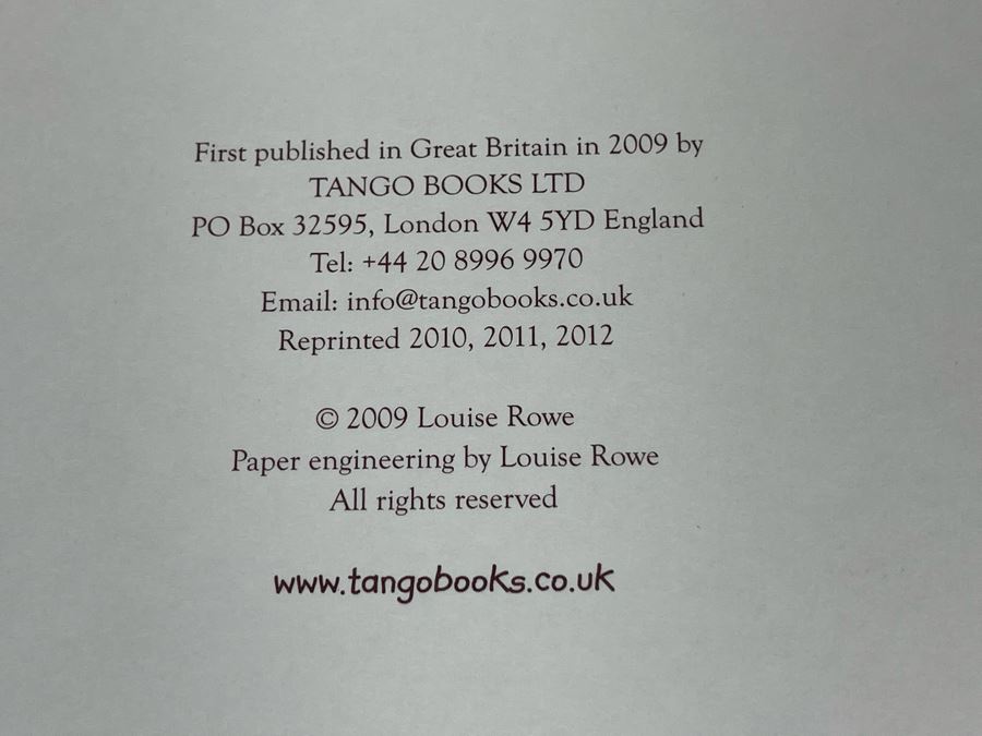 Red Riding Hood Pop-Up Book By Louise Rowe [Photo 4]