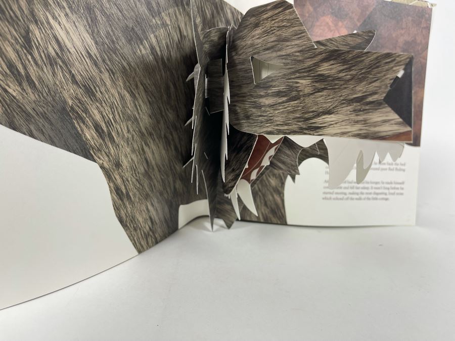 Red Riding Hood Pop-Up Book By Louise Rowe [Photo 9]