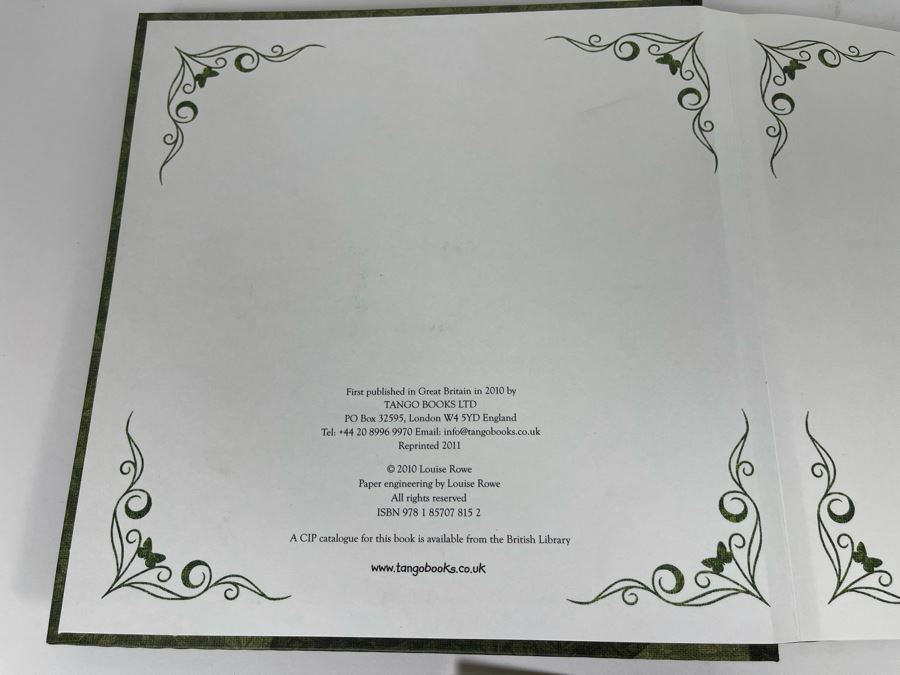 Hansel And Gretel Pop-Up Book By Louise Rowe [Photo 3]