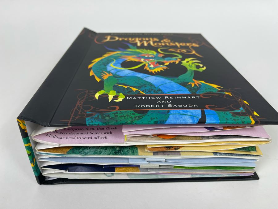 Dragons & Monsters Pop-Up Book [Photo 3]