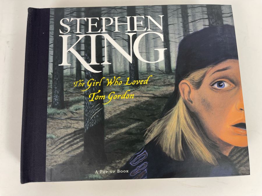 Stephen King The Girl Who Loved Tom Gordon Pop-Up Book [Photo 2]