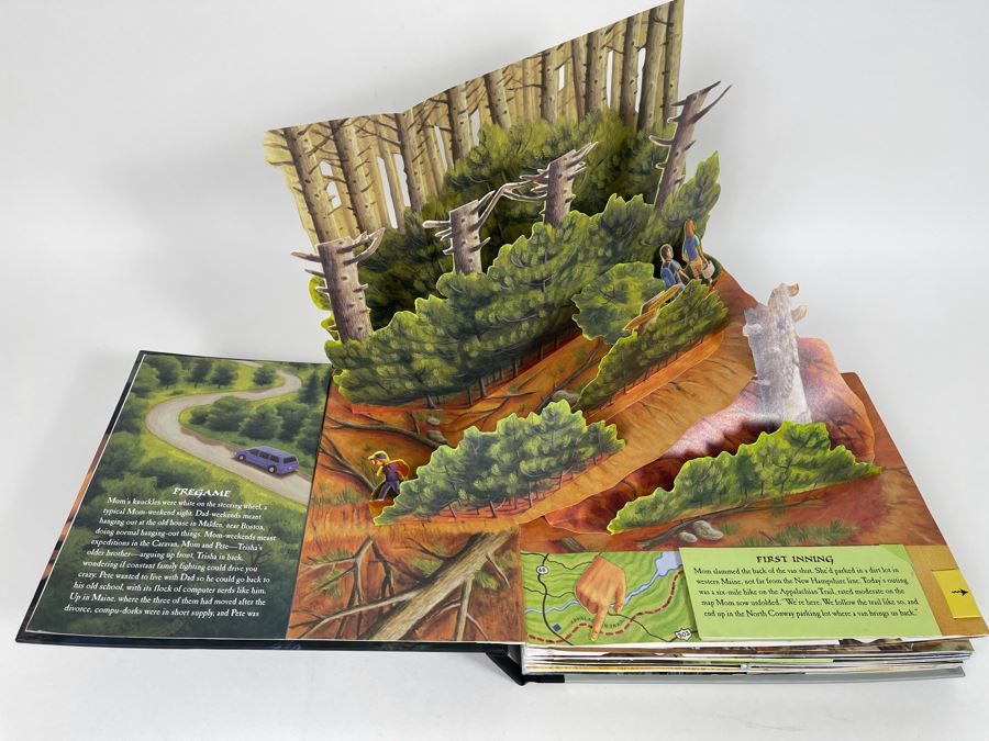 Stephen King The Girl Who Loved Tom Gordon Pop-Up Book [Photo 3]