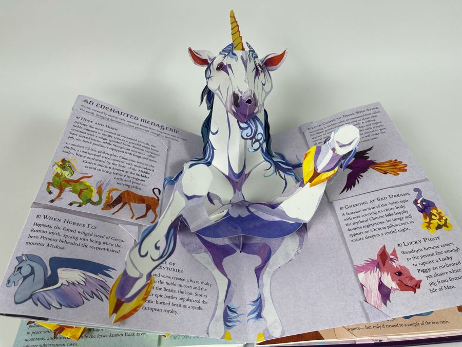 Fairies And Magical Creatures Pop-up Book [Photo 6]