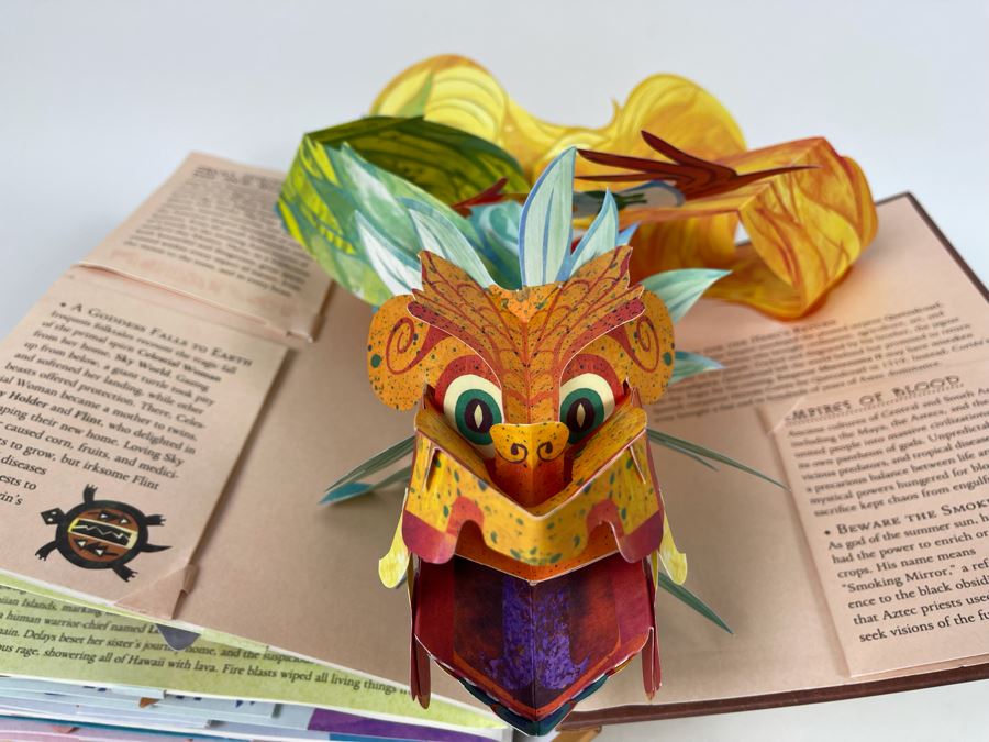 Gods & Heroes Creatures Pop-up Book [Photo 5]