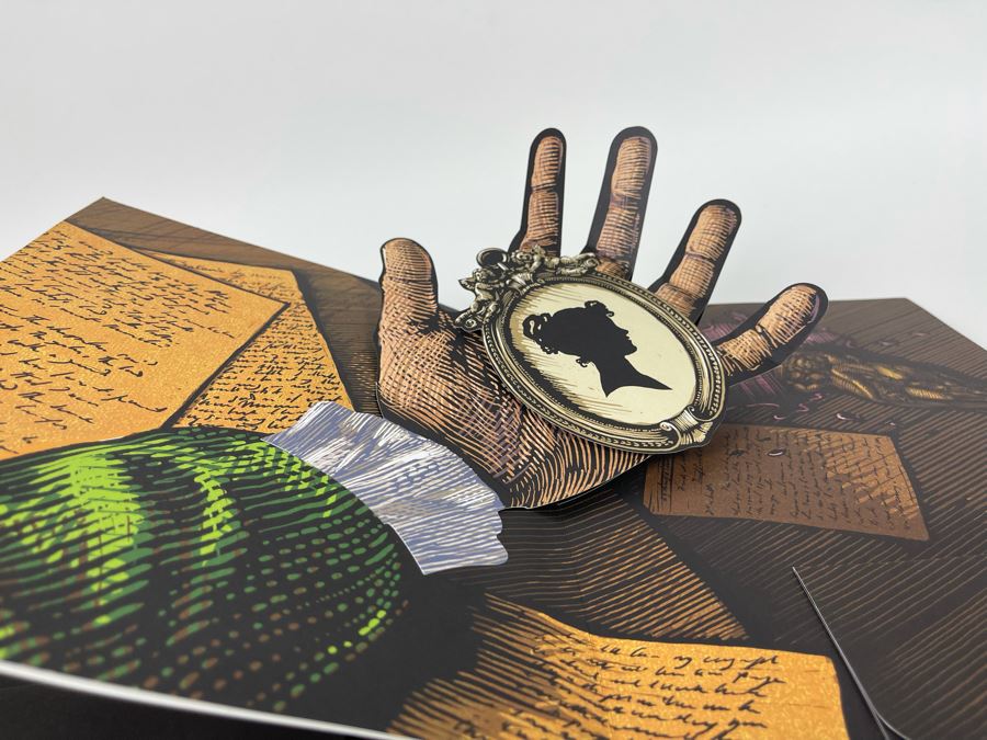 Edgar Allan Poe The Raven Pop-Up Book [Photo 9]
