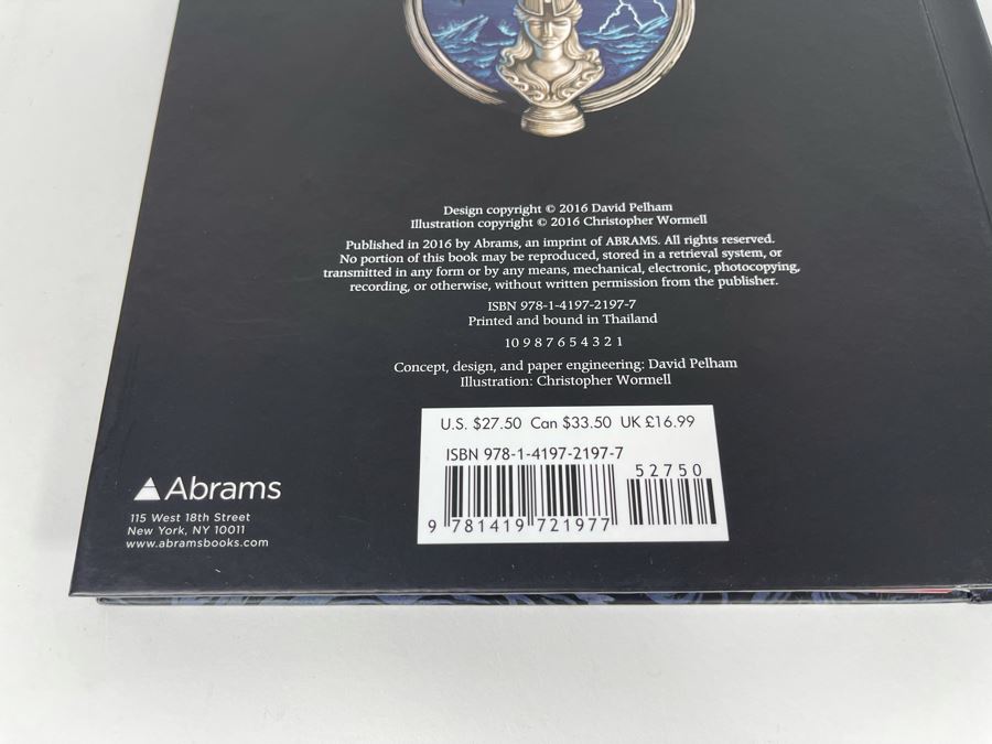 Edgar Allan Poe The Raven Pop-Up Book [Photo 12]