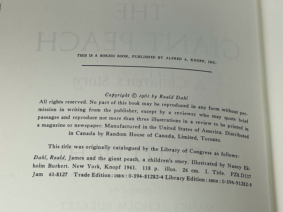 Early Copy Of James And The Giant Peach Hardcover Book With Dust Jacket By Roald Dahl [Photo 6]