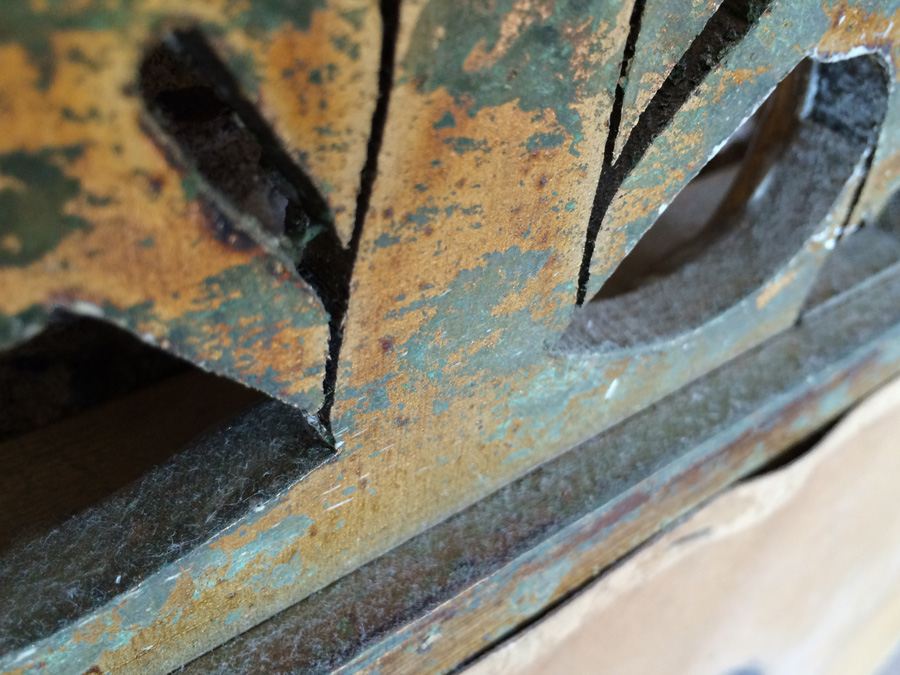 Large Ornate Gilded Designer Mirror [Photo 13]