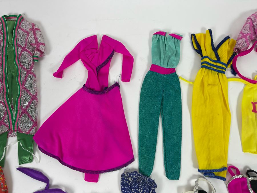 Collection Of Mattel Barbie Clothes [Photo 5]