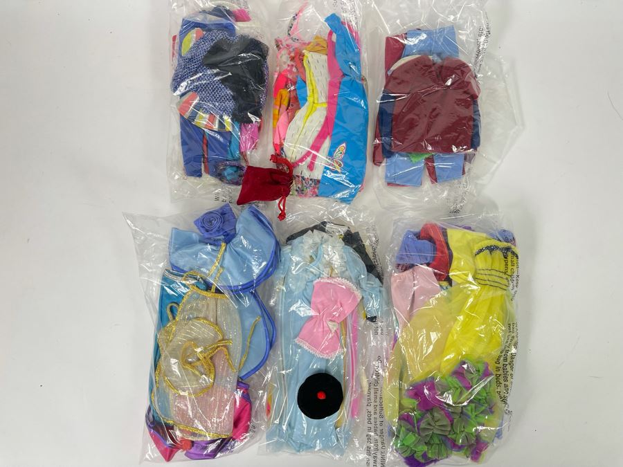 Collection Of Mattel Barbie Clothes [Photo 1]