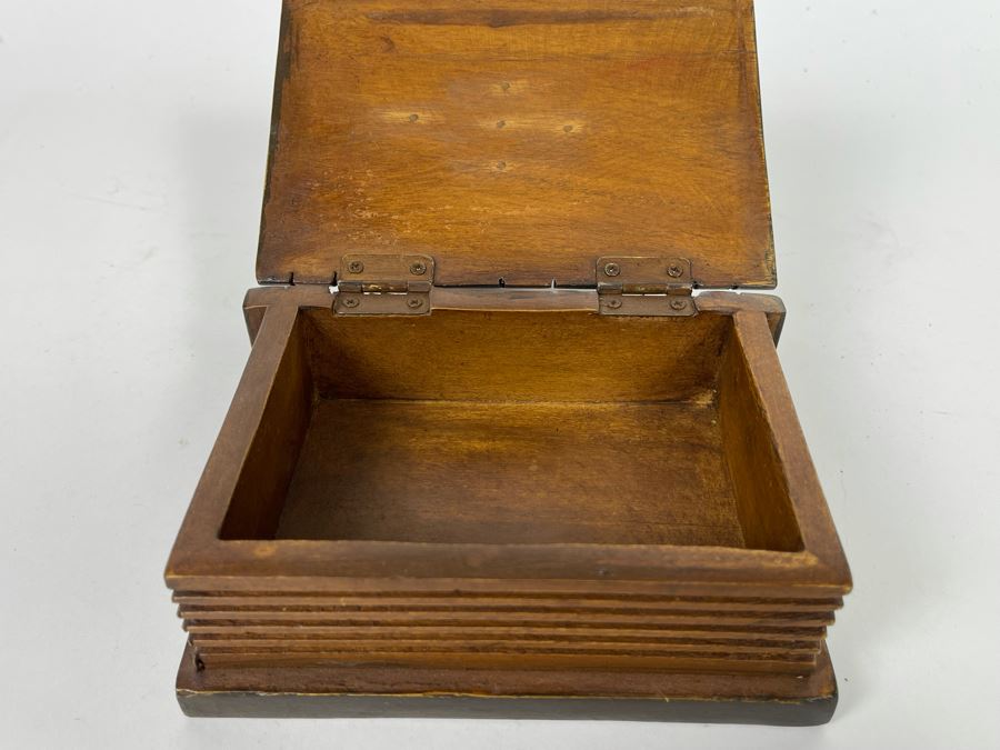 Wooden Cat Sitting On Hinged Box 6W X 4D X 5.5H [Photo 3]