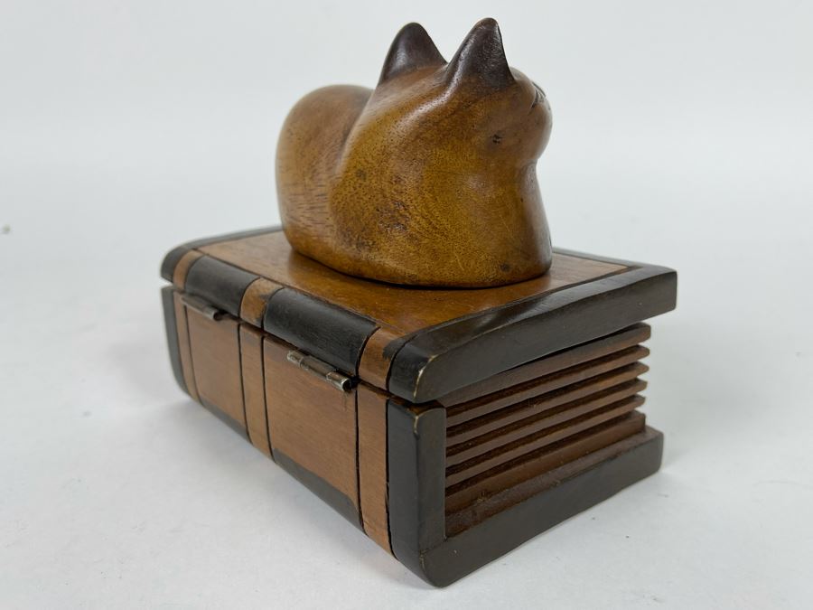 Wooden Cat Sitting On Hinged Box 6W X 4D X 5.5H [Photo 4]