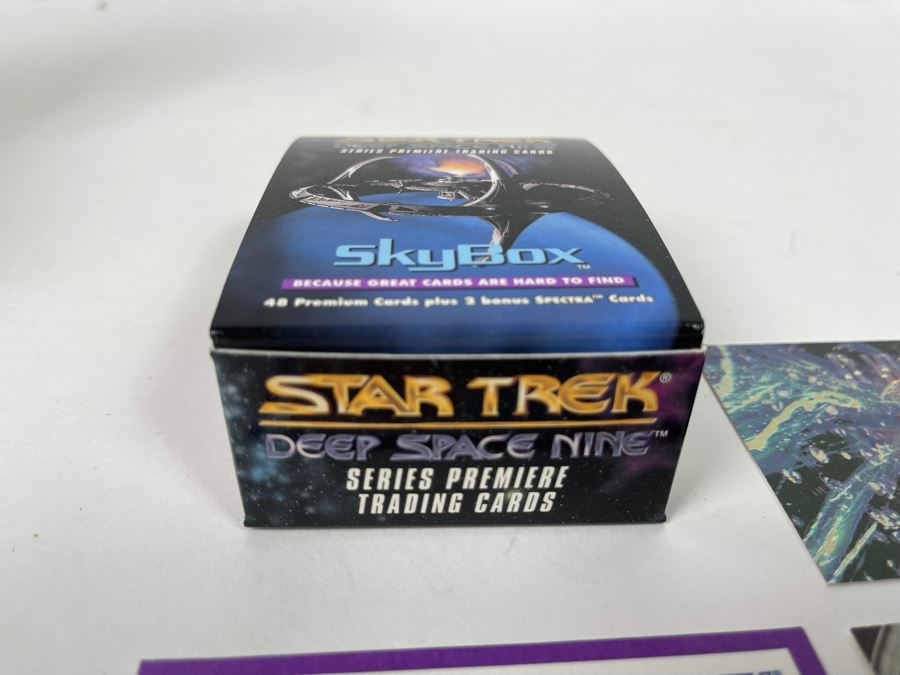 JUST ADDED - Limited Edtion Star Trek Deep Space Nine Trading Cards 100 Card Series [Photo 8]