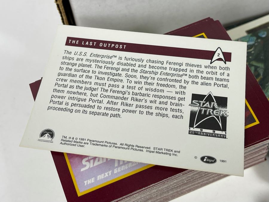 JUST ADDED - Topps Jurassic Park, Star Wars Galaxy And Star Trek The Next Generation Trading Cards [Photo 14]