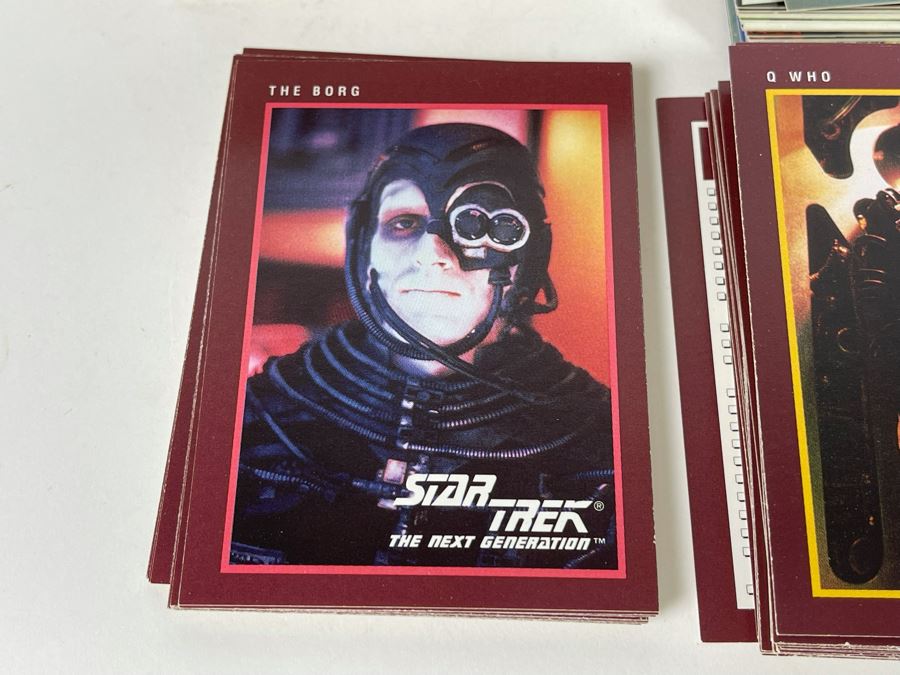 JUST ADDED - Topps Jurassic Park, Star Wars Galaxy And Star Trek The Next Generation Trading Cards [Photo 11]