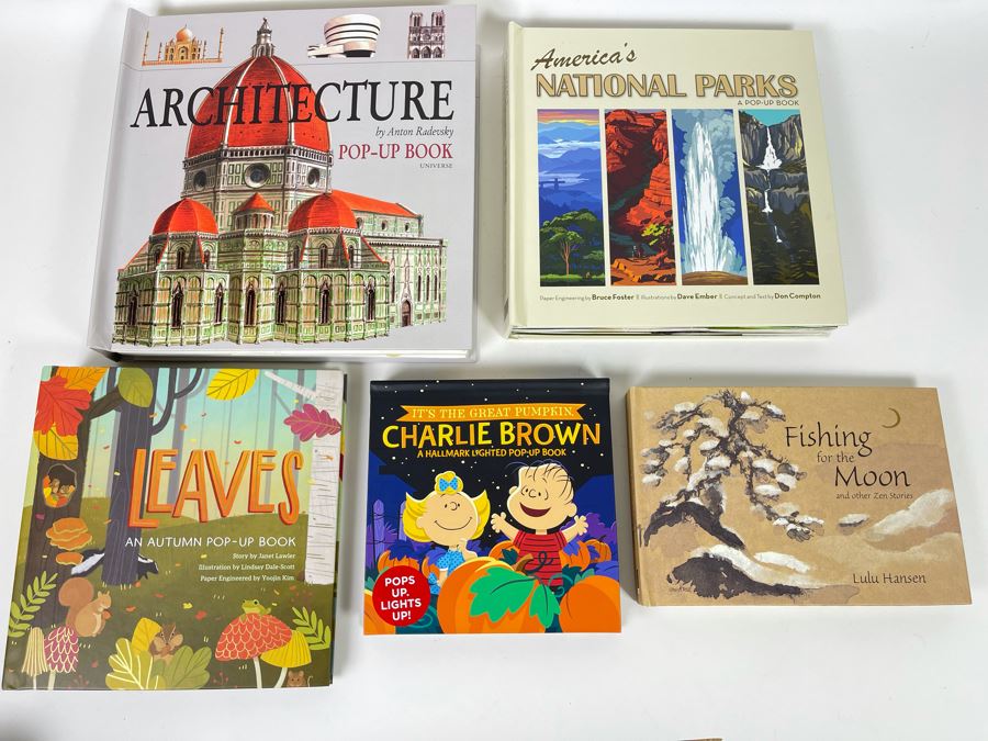 JUST ADDED - Pop-Up Book Collection: Fishing For The Moon By Lulu Hansen, Architecture, America's National Parks, Leaves And Charlie Brown It's The Great Pumpkin [Photo 1]