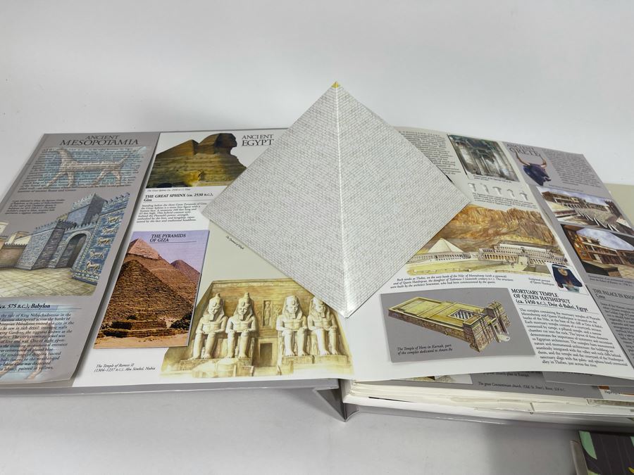 JUST ADDED - Pop-Up Book Collection: Fishing For The Moon By Lulu Hansen, Architecture, America's National Parks, Leaves And Charlie Brown It's The Great Pumpkin [Photo 20]