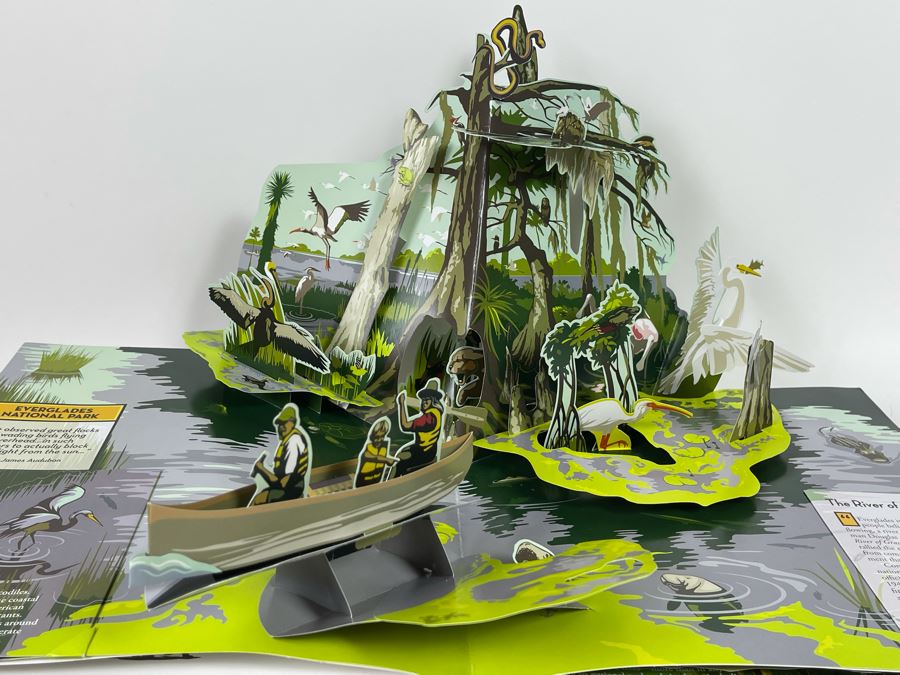 JUST ADDED - Pop-Up Book Collection: Fishing For The Moon By Lulu Hansen, Architecture, America's National Parks, Leaves And Charlie Brown It's The Great Pumpkin [Photo 14]