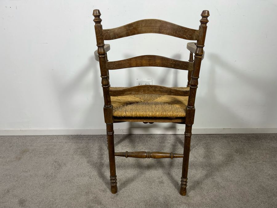 Vintage Rush Seat Armchair 22.5W X 18D X 35H [Photo 6]