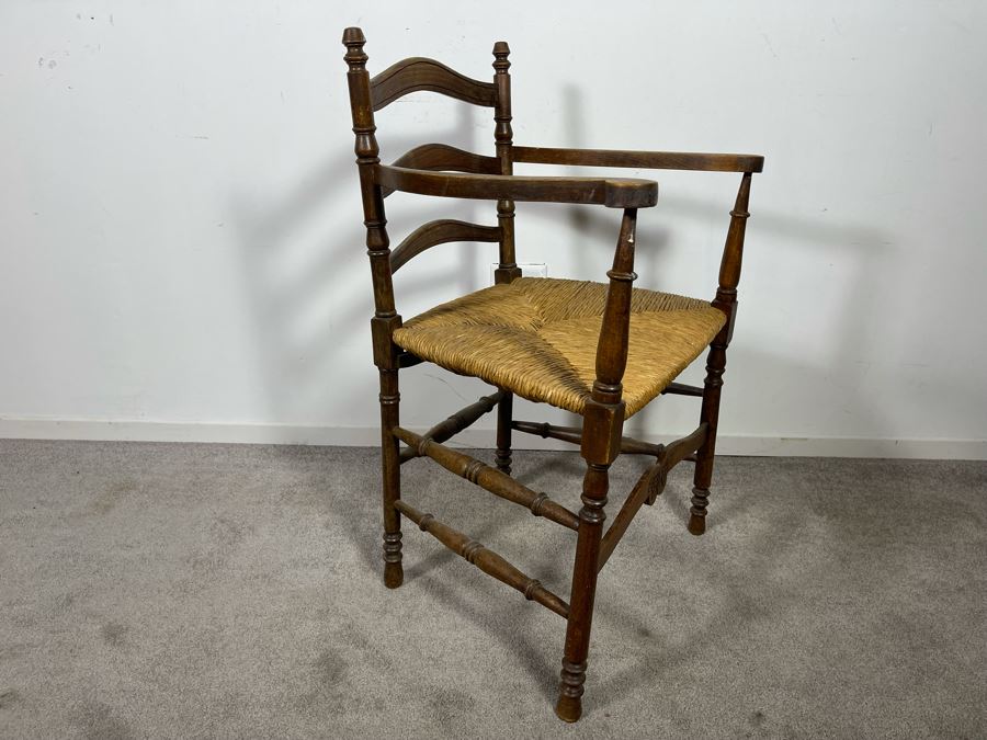 Vintage Rush Seat Armchair 22.5W X 18D X 35H [Photo 3]