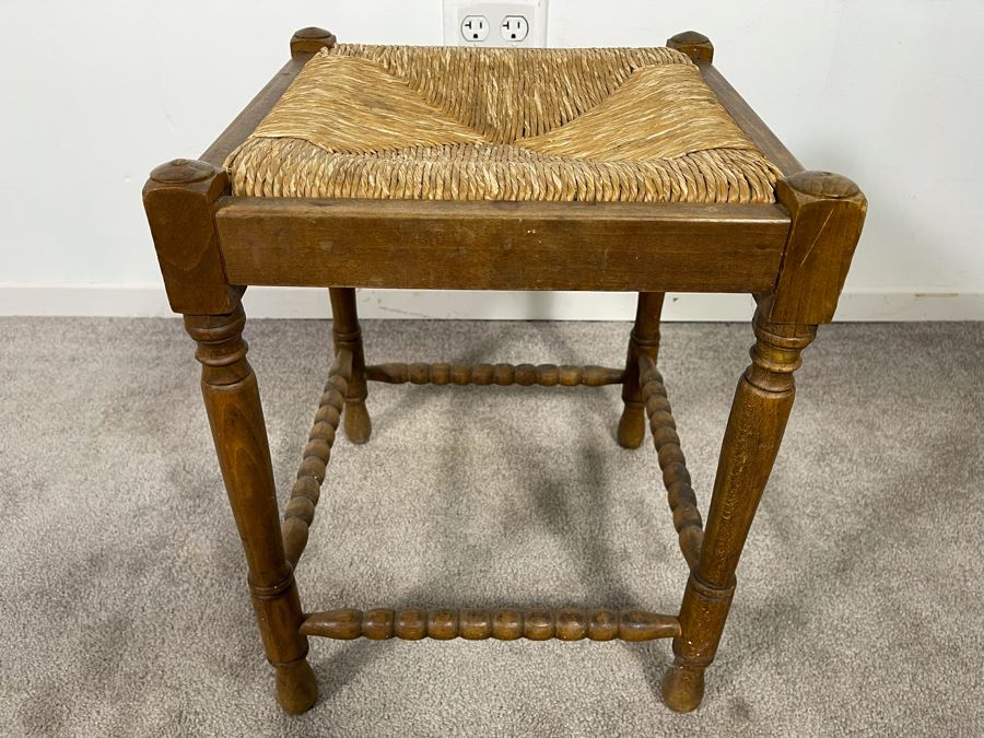 Vintage Rush Seat Stool 14W X 14D X 18H [Photo 4]
