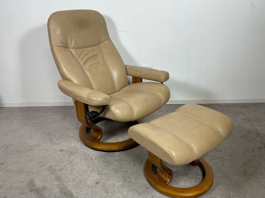 Ekornes Stressless Chair With Ottoman Made In Norway [Photo 6]