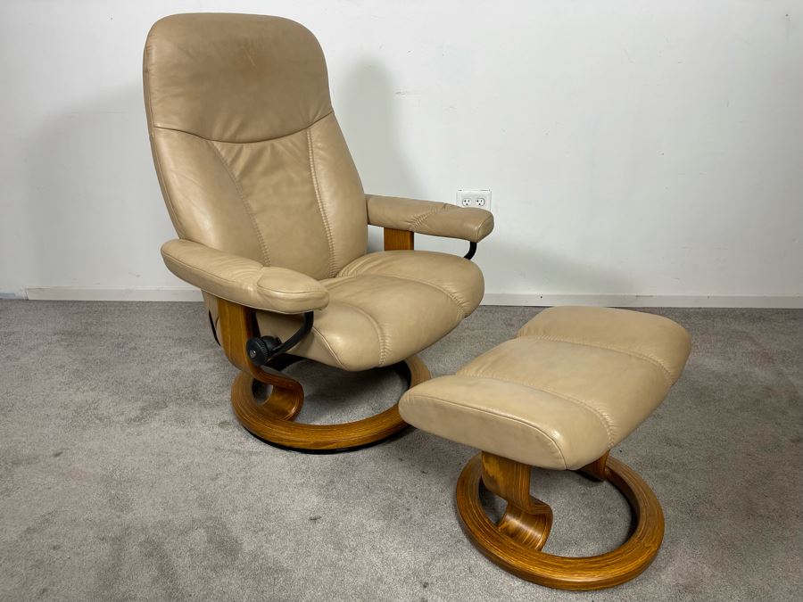 Ekornes Stressless Chair With Ottoman Made In Norway [Photo 3]