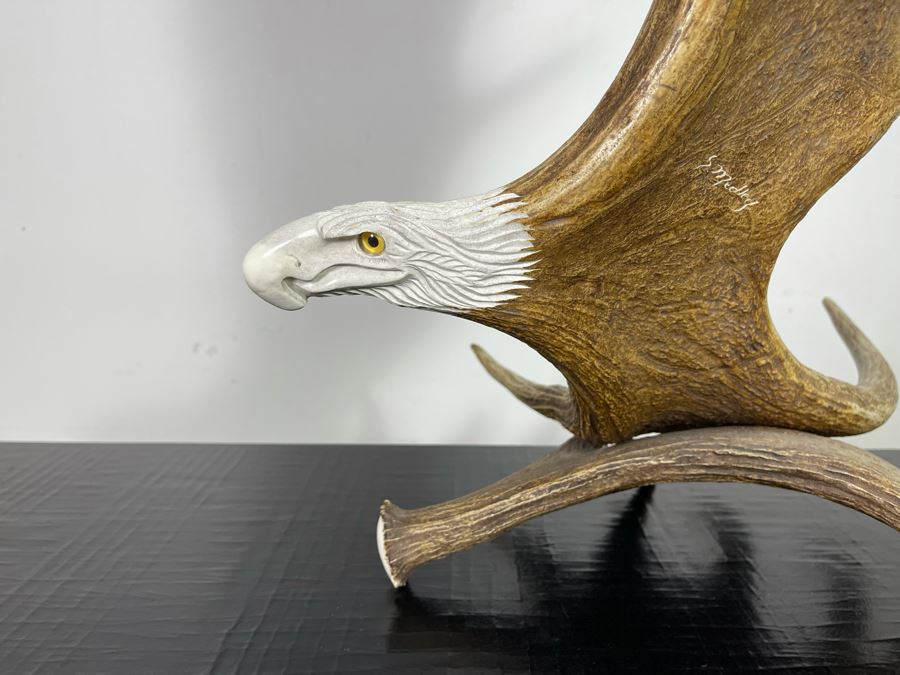 Impressive Large Shari Medley Hand Carved Moose Antler Sculpture Of Soaring Bald Eagle 34H X 24W X 20D [Photo 12]