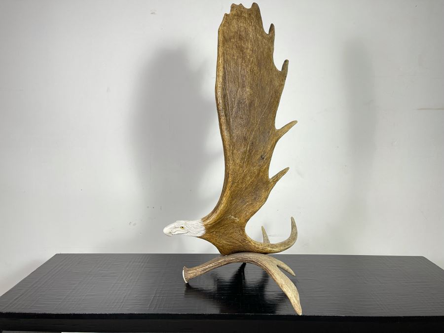Impressive Large Shari Medley Hand Carved Moose Antler Sculpture Of Soaring Bald Eagle 34H X 24W X 20D [Photo 11]